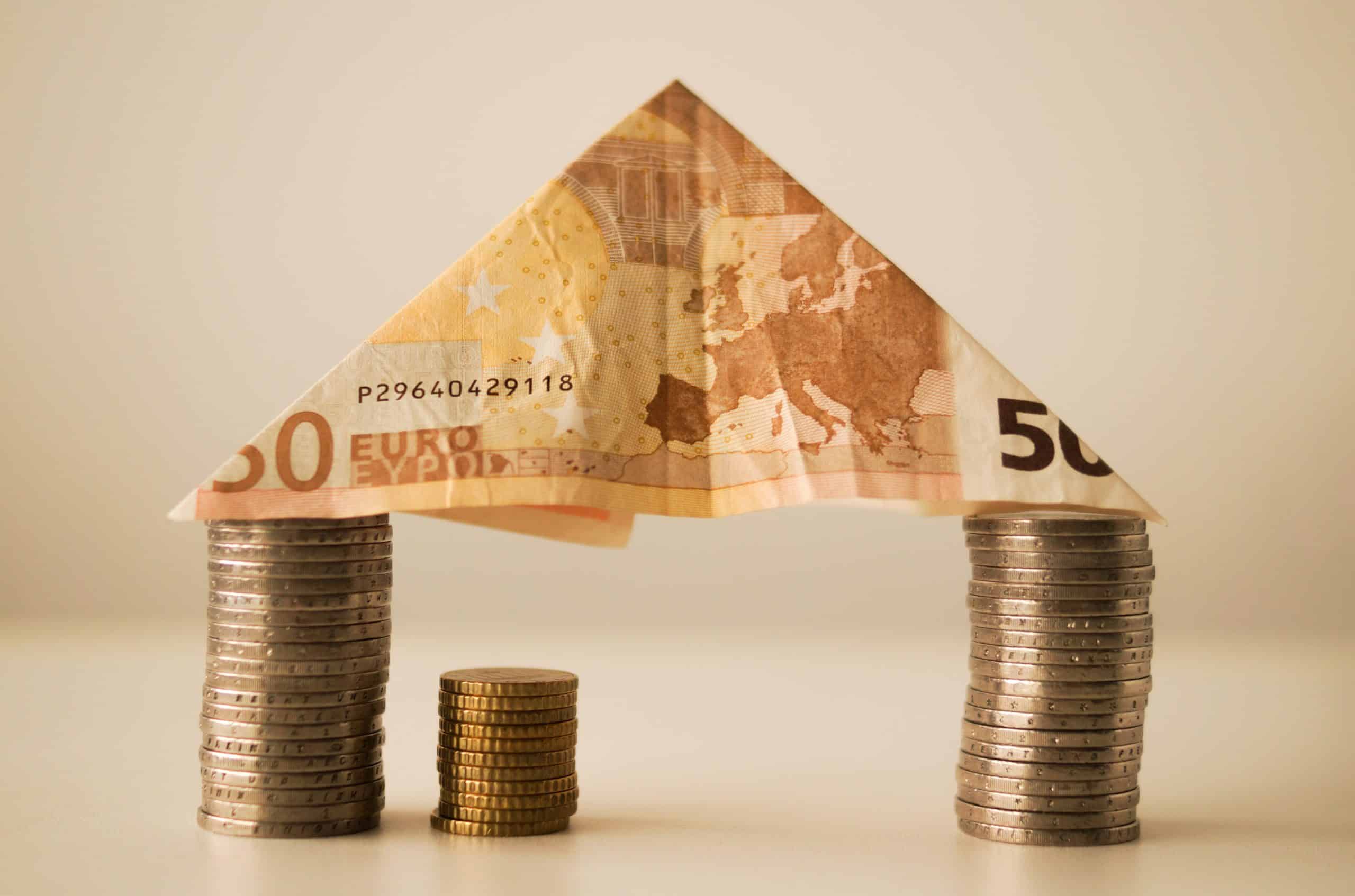 “A digital euro could be a complement to, not a substitute for, cash,” says ECB President
